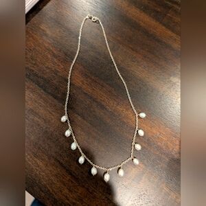 Pearl and chain necklace